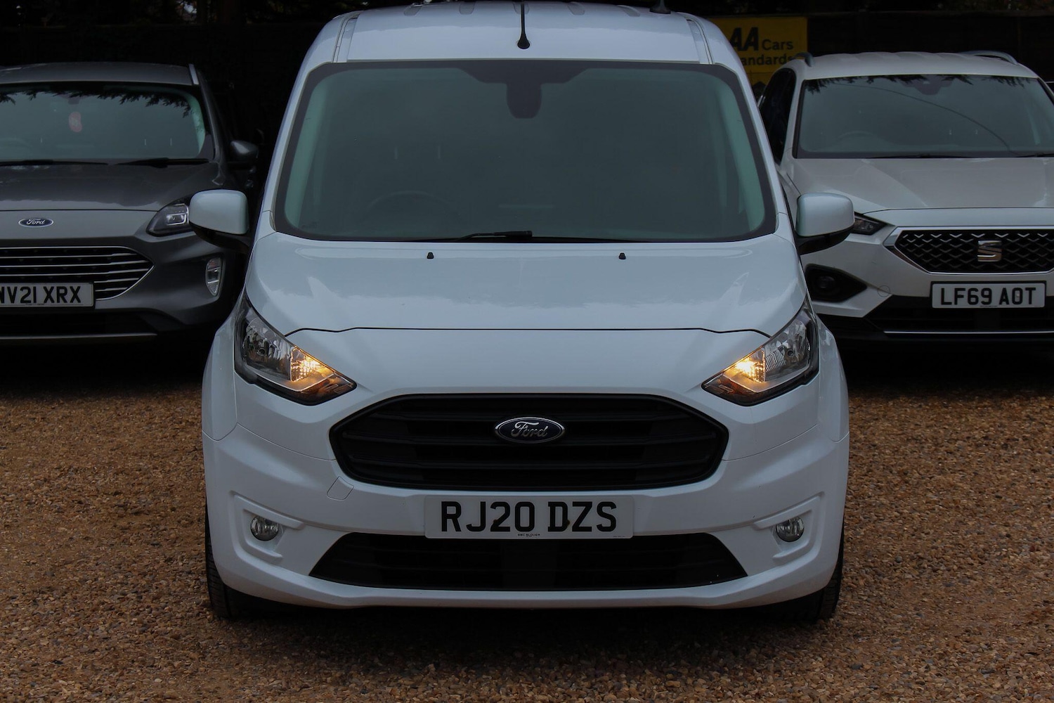 Used Ford Transit Connect 2020 for sale - 76259430: Photo 13