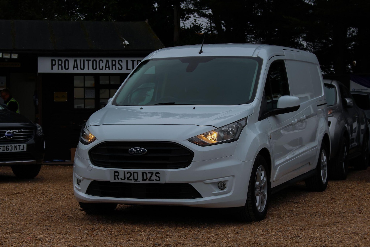 Used Ford Transit Connect 2020 for sale - 76259430: Photo 17