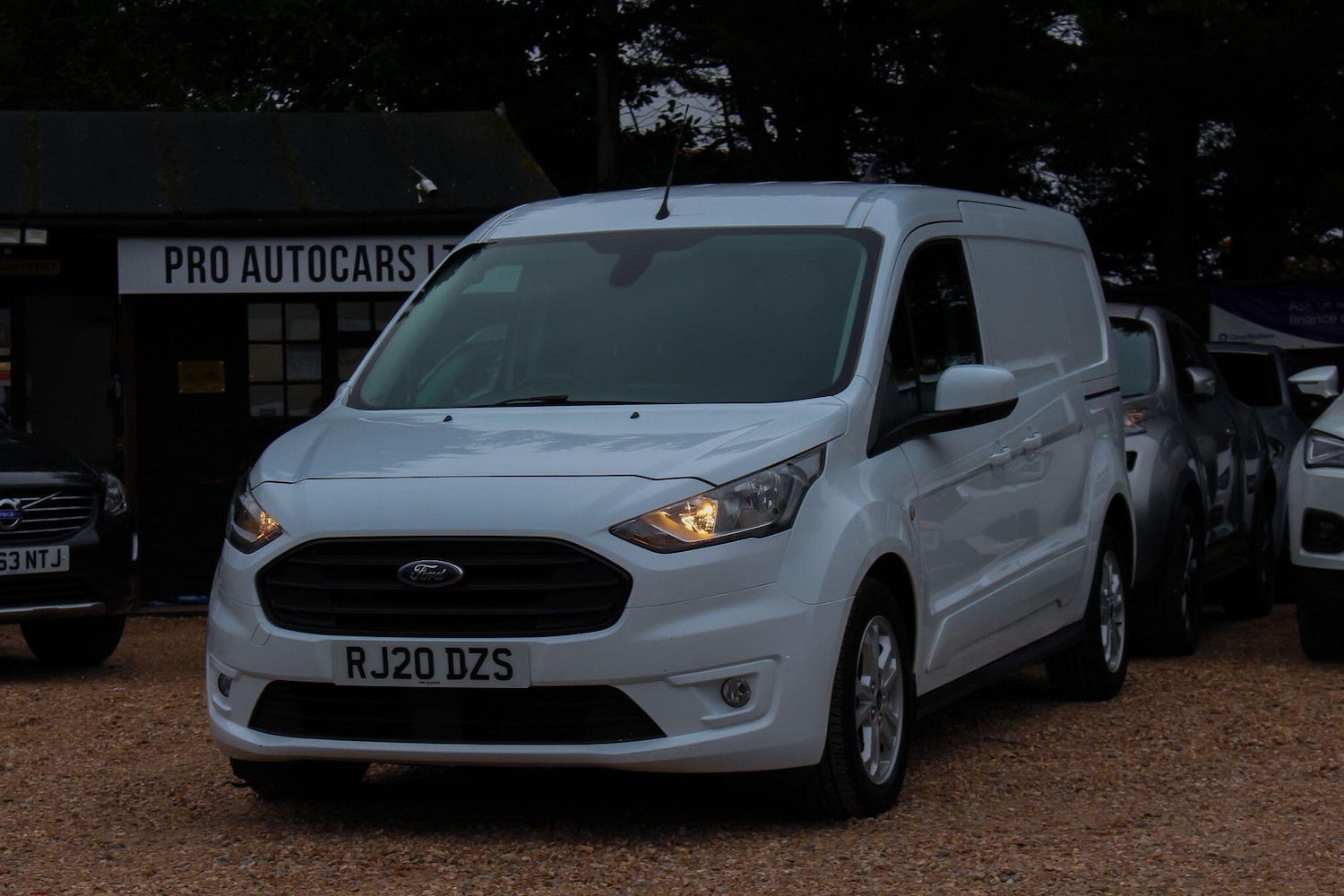 Used Ford Transit Connect 2020 for sale - 76259430: Photo 18