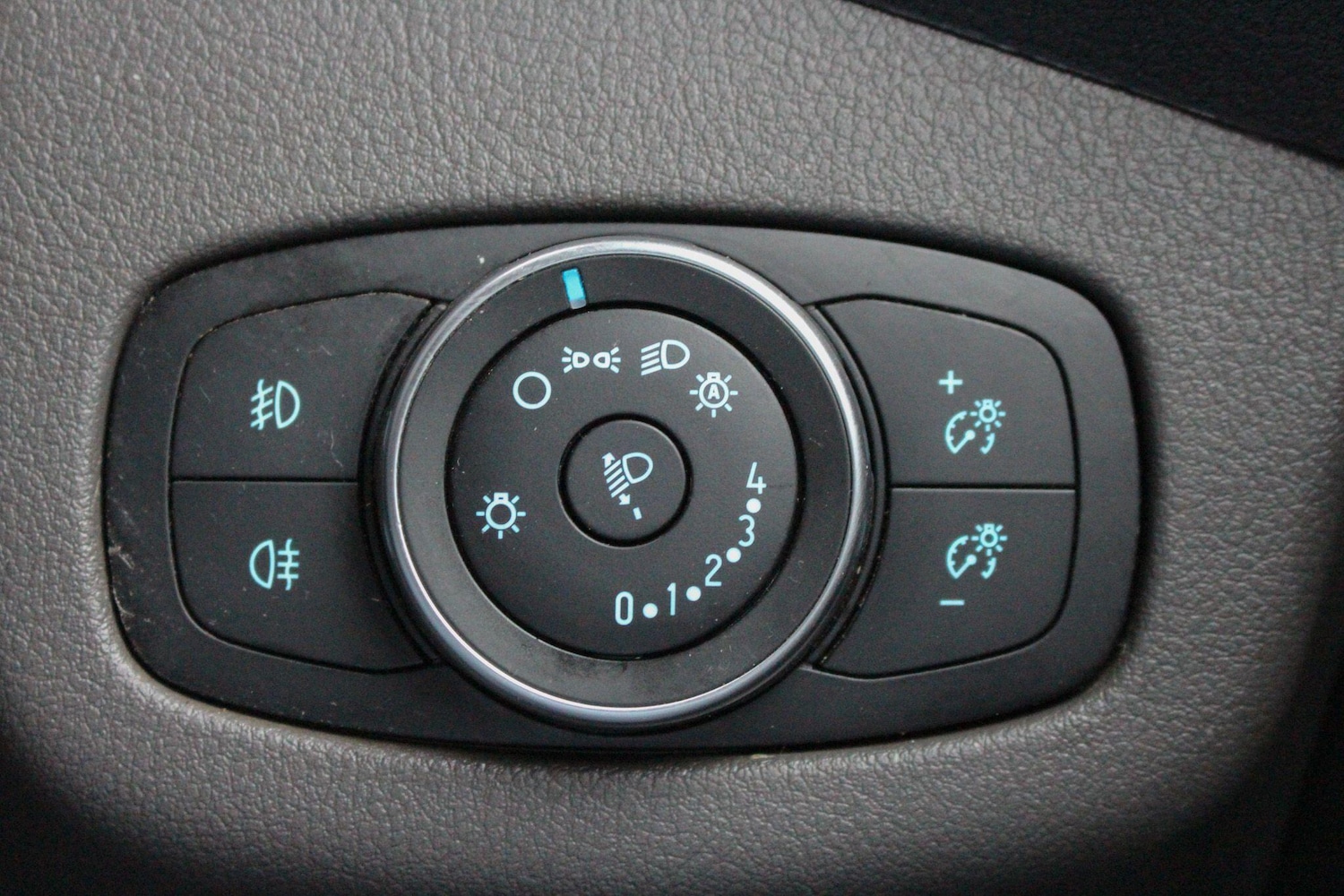 Used Ford Transit Connect 2020 for sale - 76259430: Photo 23