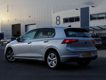 Used Volkswagen Golf 2023 for sale - 77440696: Photo