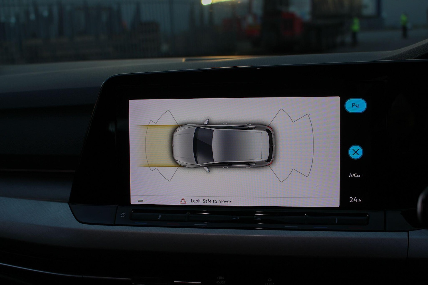 Used Volkswagen Golf 2023 for sale - 77440696: Photo 52