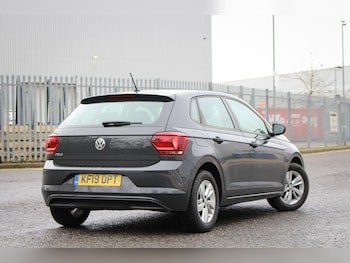 Used Volkswagen Polo 2019 for sale - 77624870: Photo