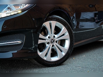 Used Mercedes-Benz B Class 2017 for sale - 79192302: Photo