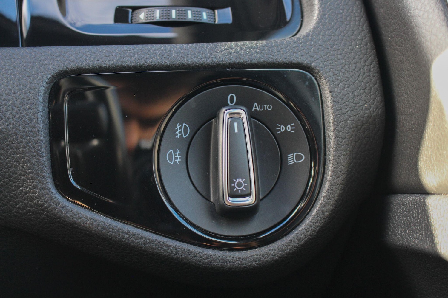 Used Volkswagen Golf 2019 for sale - 77549530: Photo 42