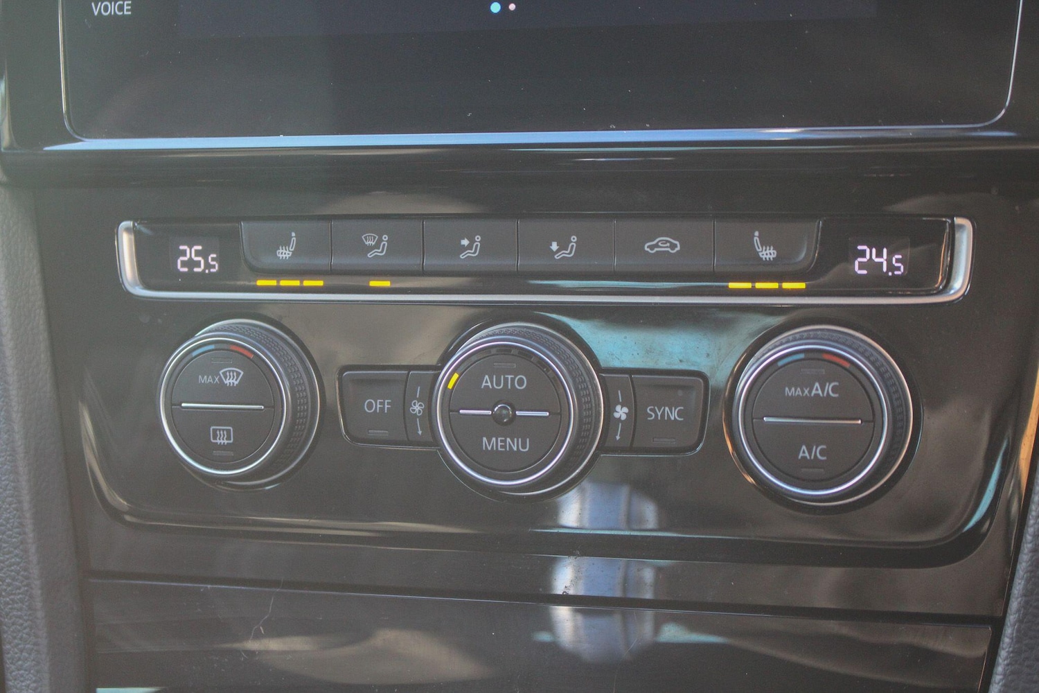 Used Volkswagen Golf 2019 for sale - 77549530: Photo 54