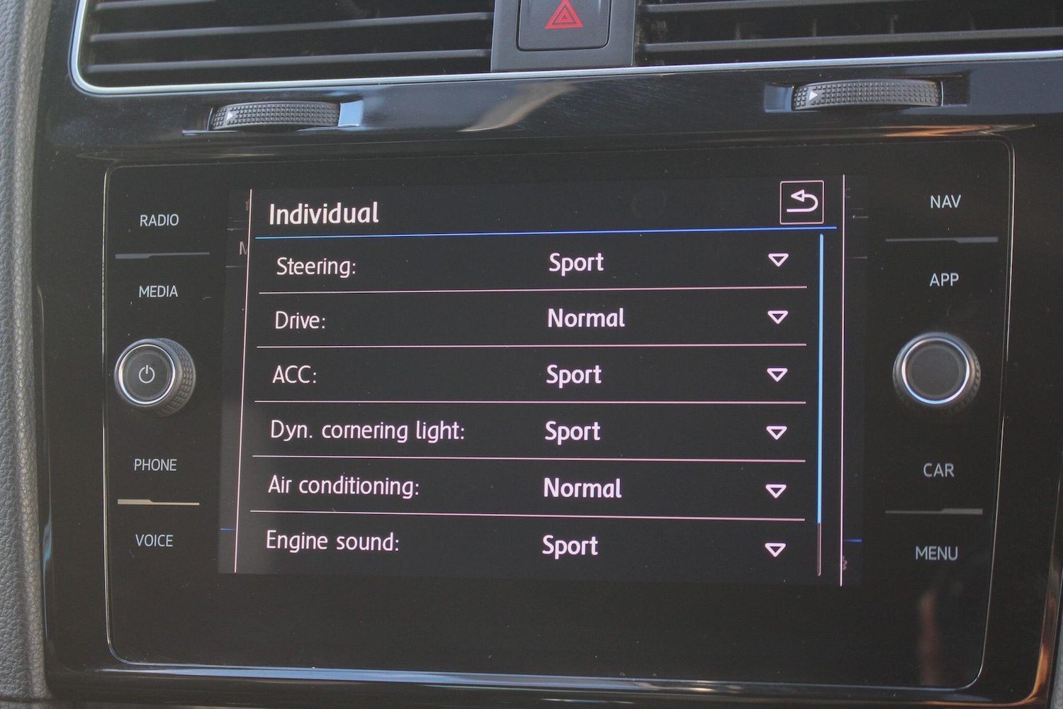 Used Volkswagen Golf 2019 for sale - 77549530: Photo 59