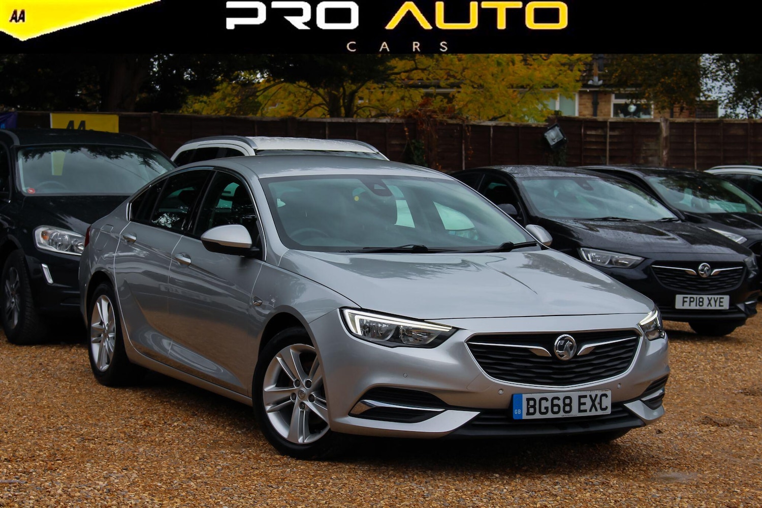 Used Vauxhall Insignia 2018 for sale - 76371620: Photo 1