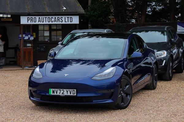 Used Tesla Model 3 2022 for sale - 76251158: Photo 2
