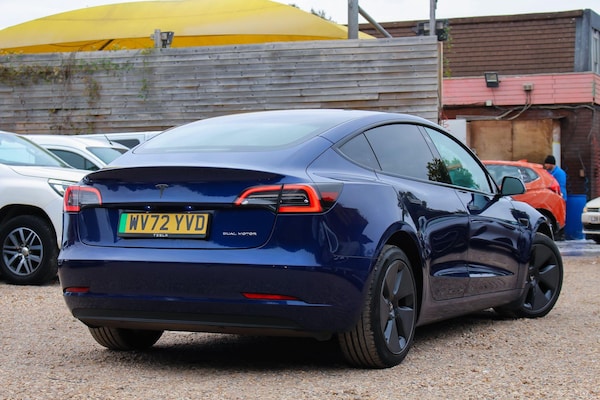 Used Tesla Model 3 2022 for sale - 76251158: Photo 3