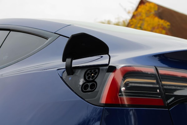 Used Tesla Model 3 2022 for sale - 76251158: Photo 6
