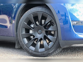 Used Tesla Model Y 2022 for sale - 79622431: Photo
