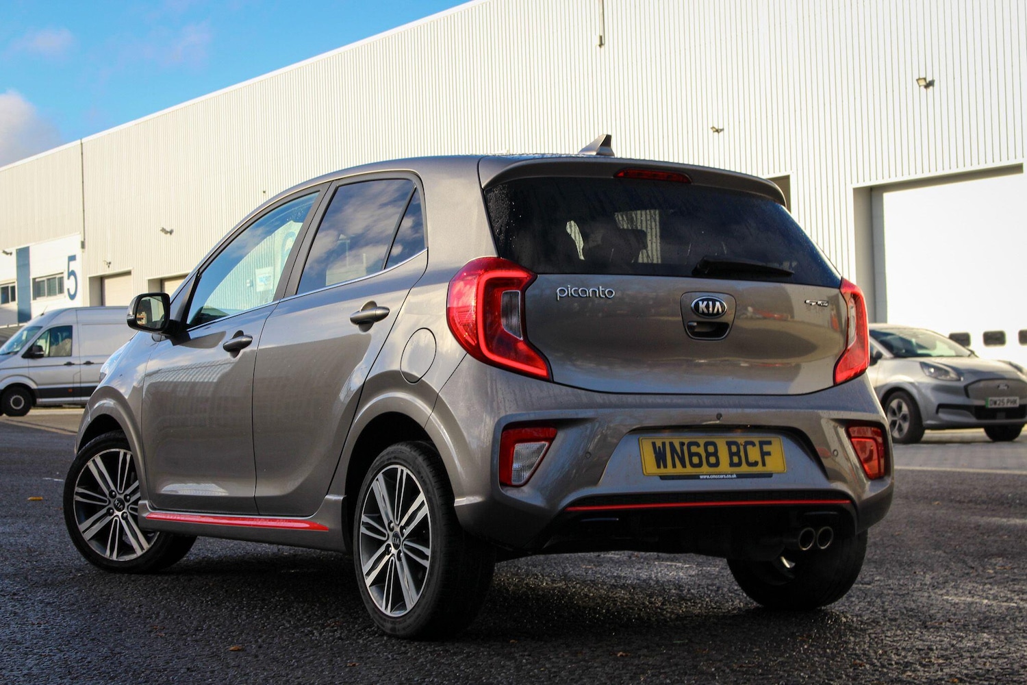 Used Kia Picanto 2018 for sale - 76935806: Photo 3