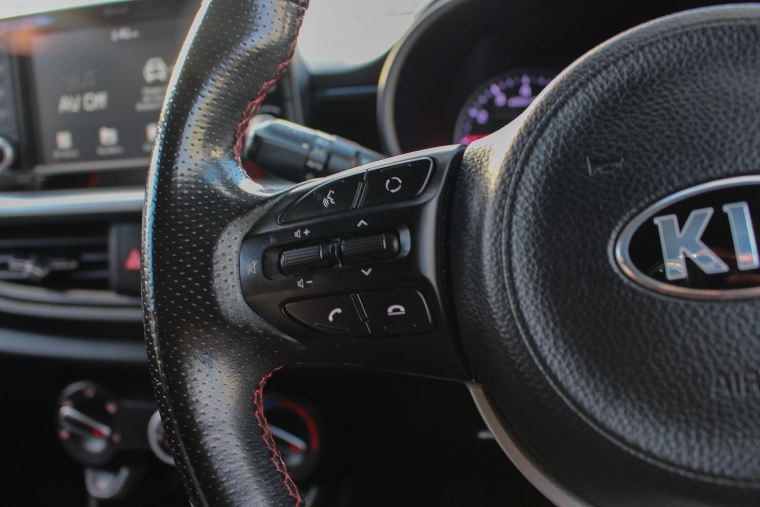 Used Kia Picanto 2018 for sale - 76935806: Photo 32