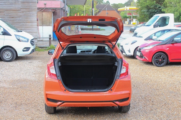 Used Honda Jazz 2019 for sale - 75232897: Photo 9