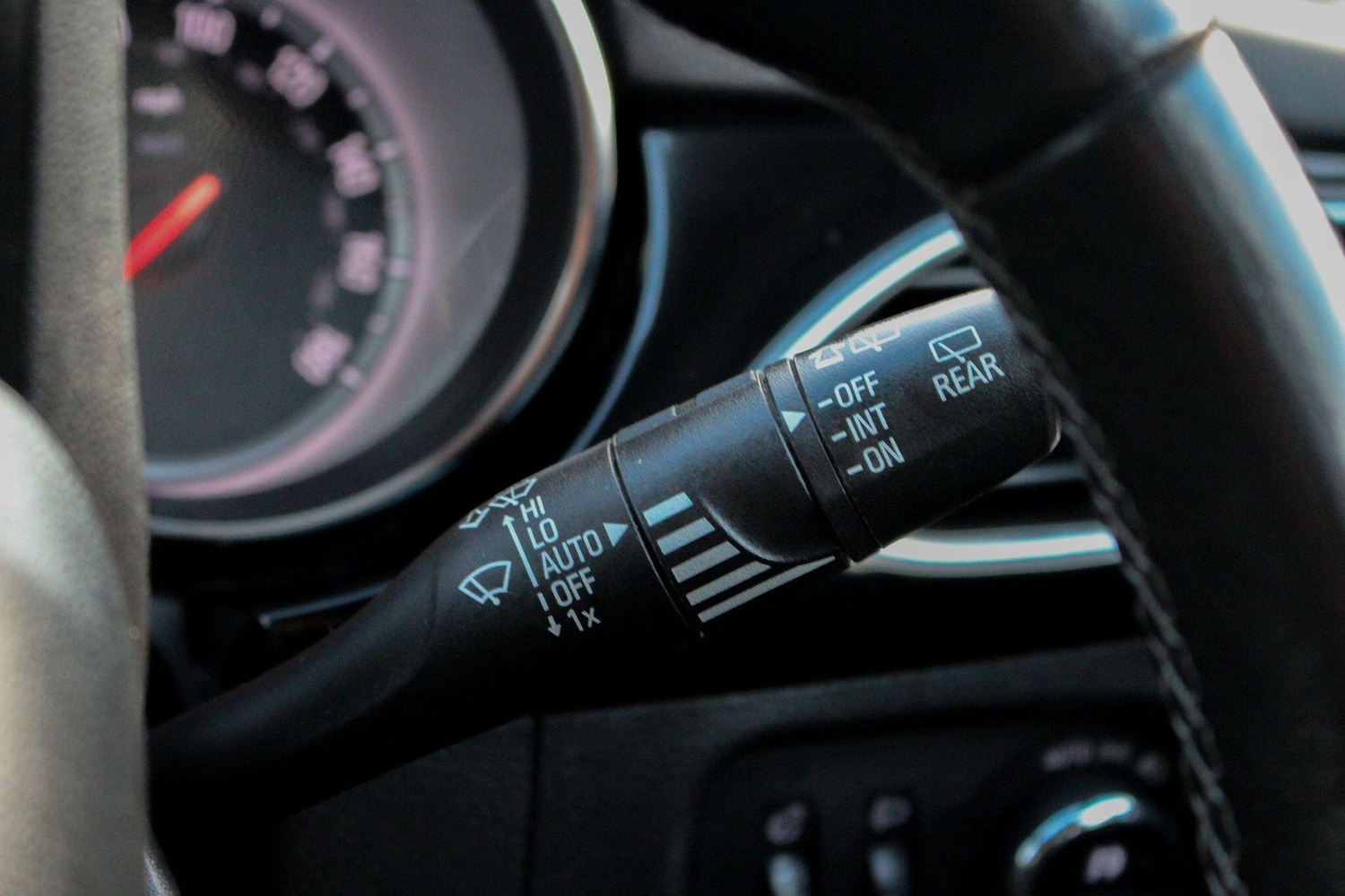 Used Vauxhall Astra 2018 for sale - 76781168: Photo 32