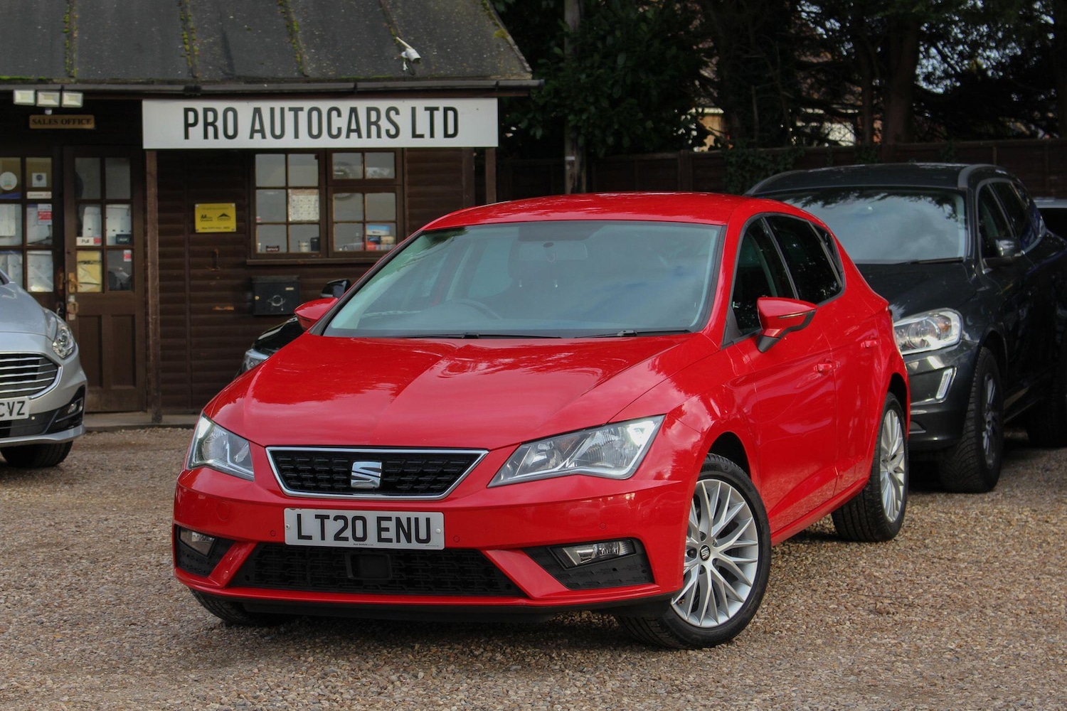 Used SEAT Leon 2020 for sale - 76456623: Photo 2