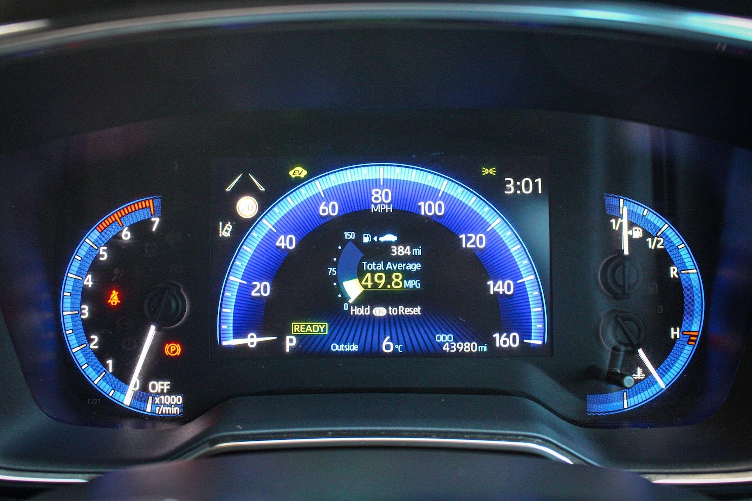 Used Toyota Corolla 2021 for sale - 76715472: Photo 33