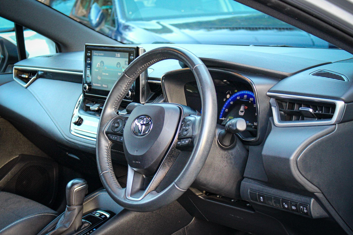 Used Toyota Corolla 2021 for sale - 76715472: Photo 50