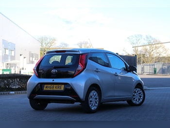 Used Toyota AYGO 2019 for sale - 77723508: Photo