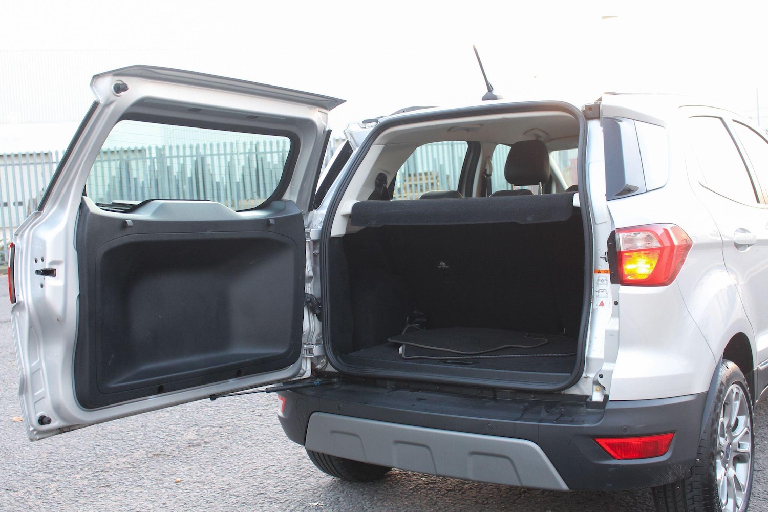 Used Ford Ecosport 2019 for sale - 76527632: Photo 9