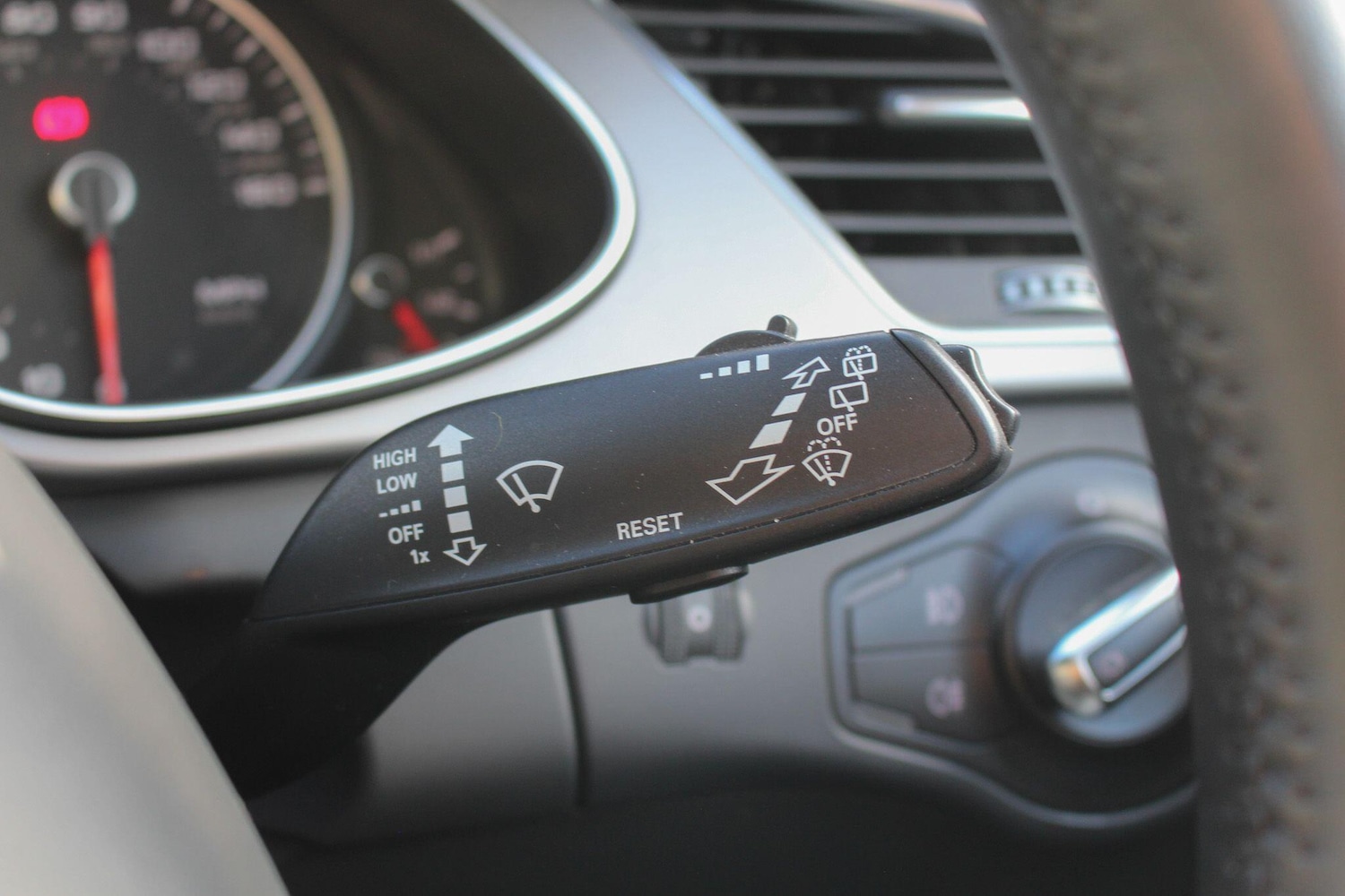 Used Audi A4 2013 for sale - 76457862: Photo 33