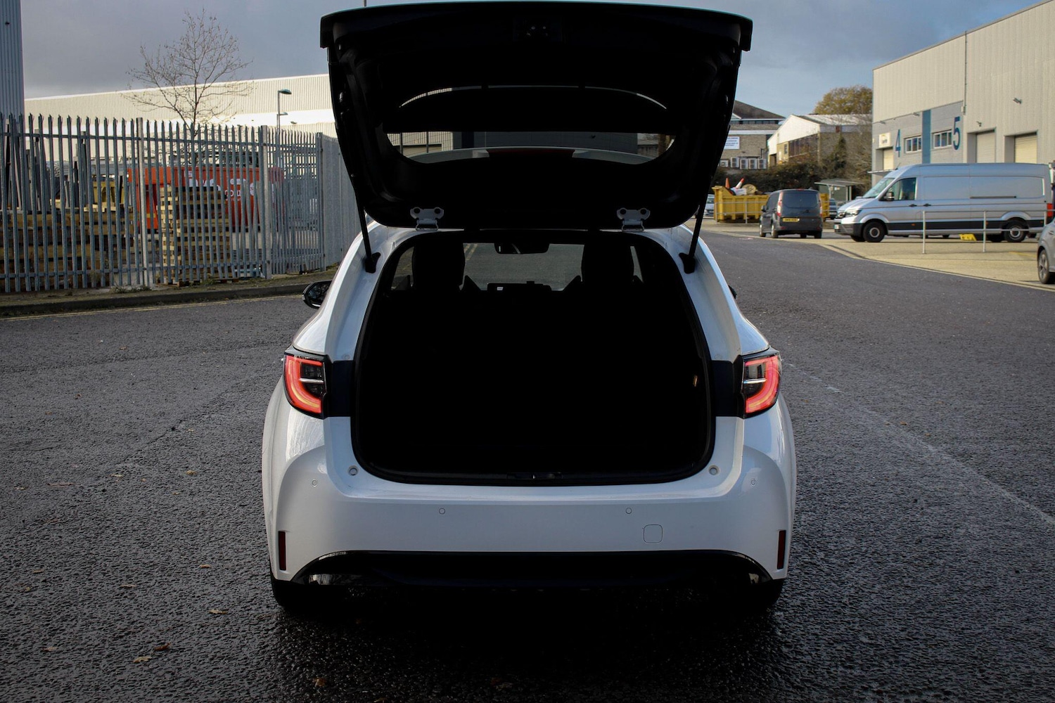 Used Toyota Corolla 2021 for sale - 76832105: Photo 13