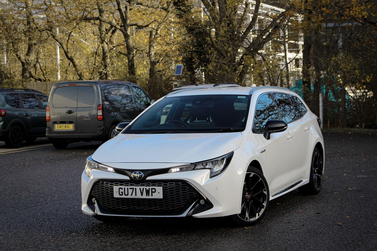 Used Toyota Corolla 2021 for sale - 76832105: Photo 2