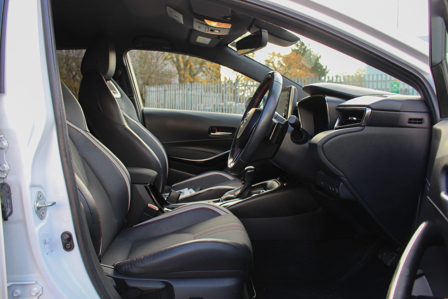 Used Toyota Corolla 2021 for sale - 76832105: Photo 32