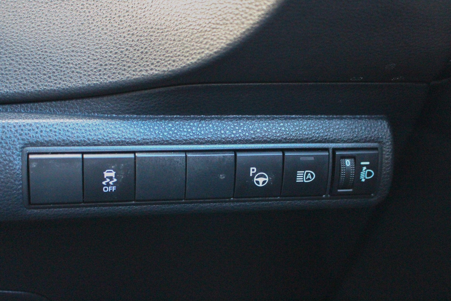 Used Toyota Corolla 2021 for sale - 76832105: Photo 34