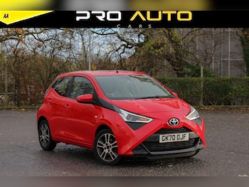 2020 (70) - 1.0 VVT-i x-play Euro 6 5dr (Safety Sense)