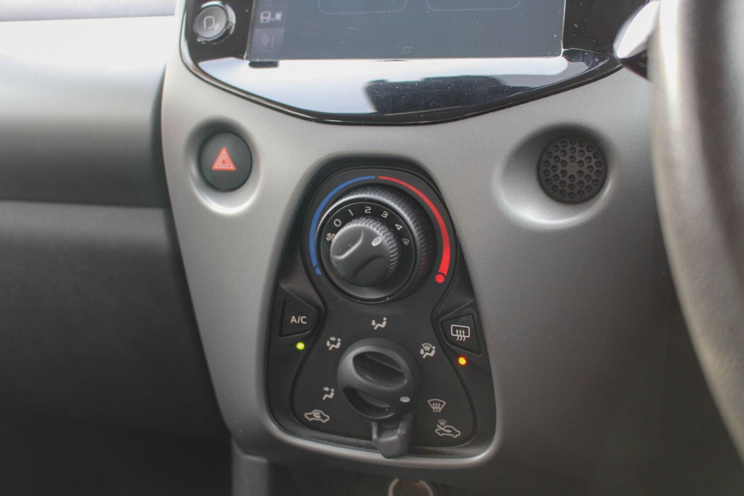 Used Toyota AYGO 2020 for sale - 76849822: Photo 34