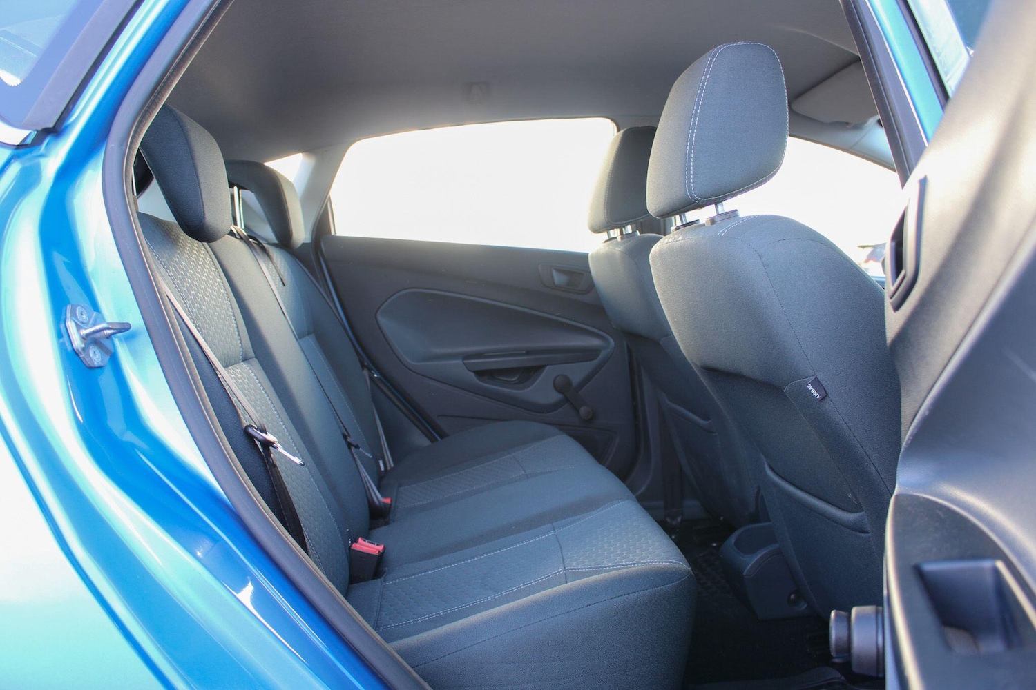 Used Ford Fiesta 2010 for sale - 77202976: Photo 32