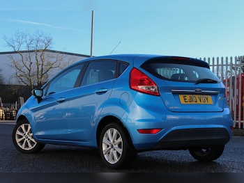 Used Ford Fiesta 2010 for sale - 77202976: Photo