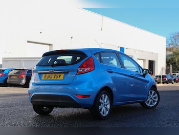 Used Ford Fiesta 2010 for sale - 77202976: Photo