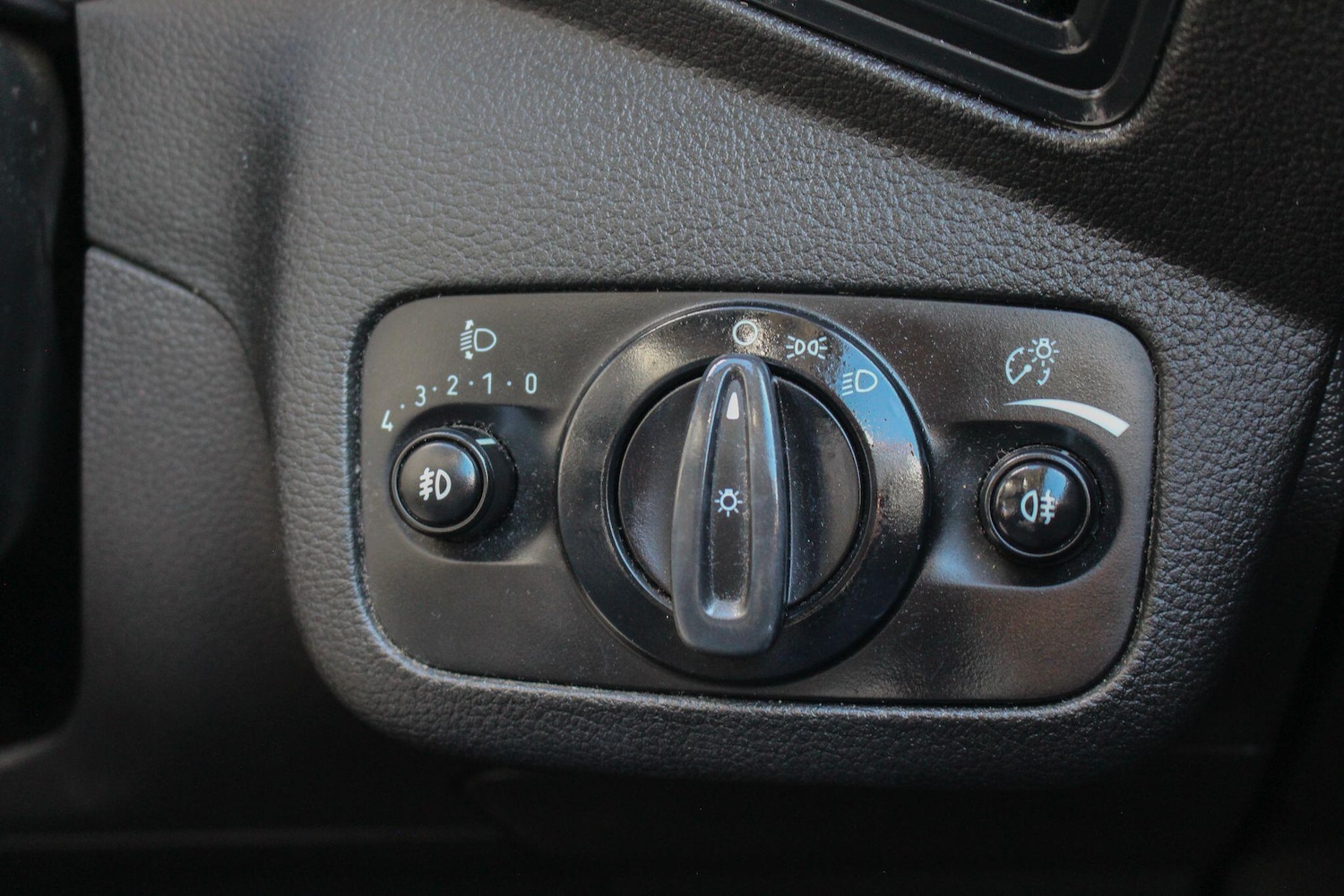 Used Ford Grand C-Max 2016 for sale - 76094561: Photo 23