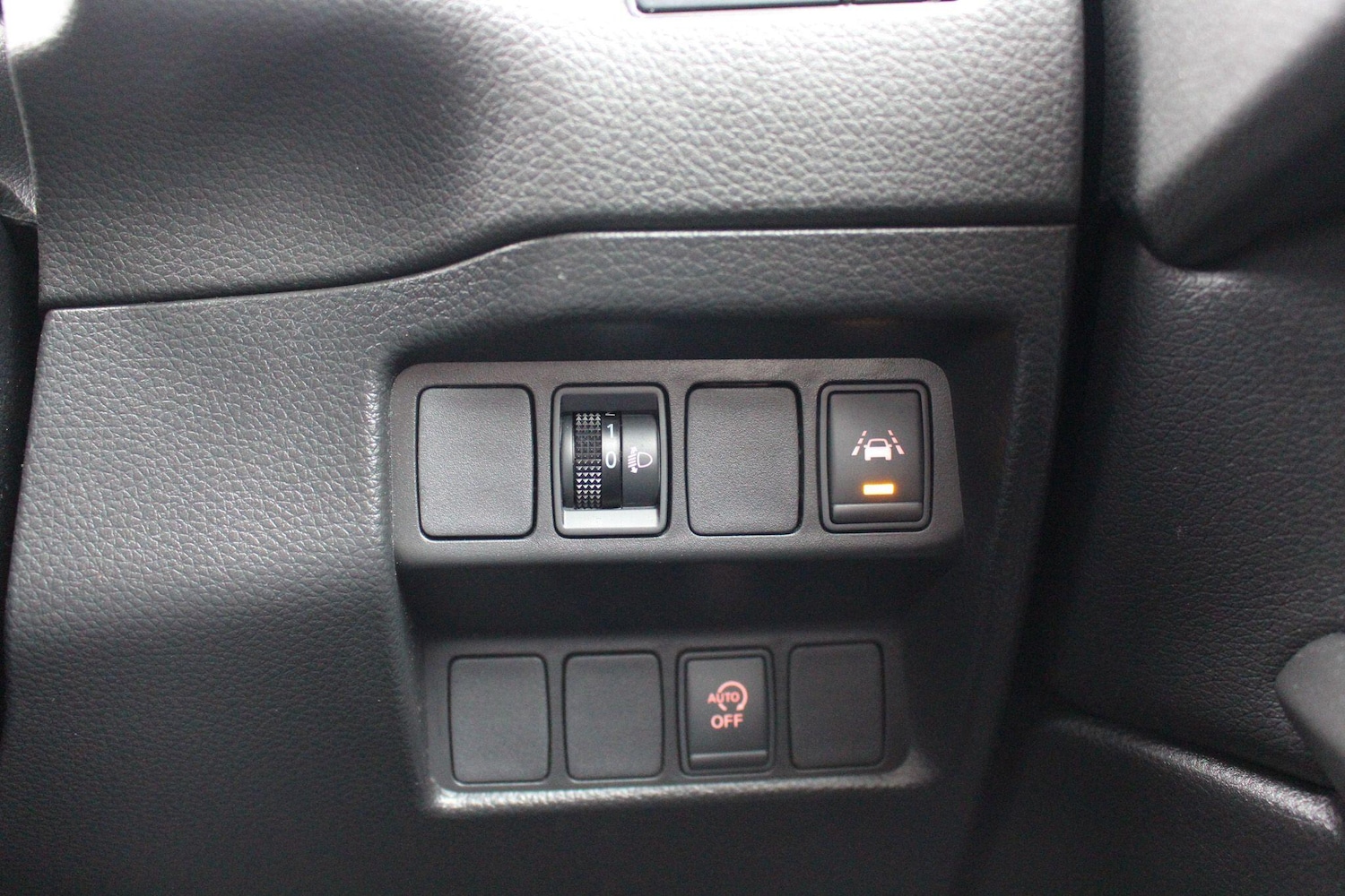 Used Nissan Qashqai for sale - 77807687: Photo 25