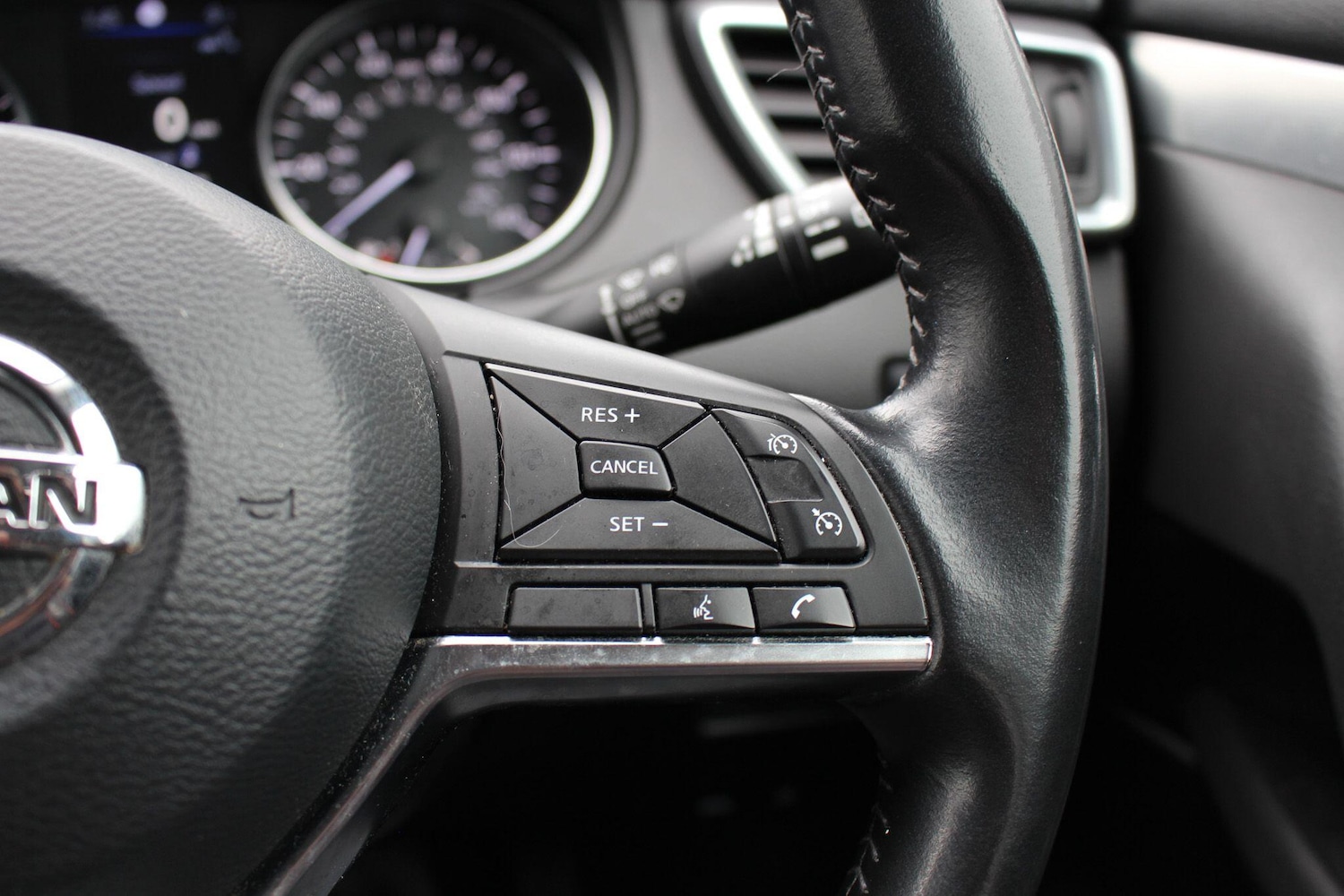 Used Nissan Qashqai for sale - 77807687: Photo 26