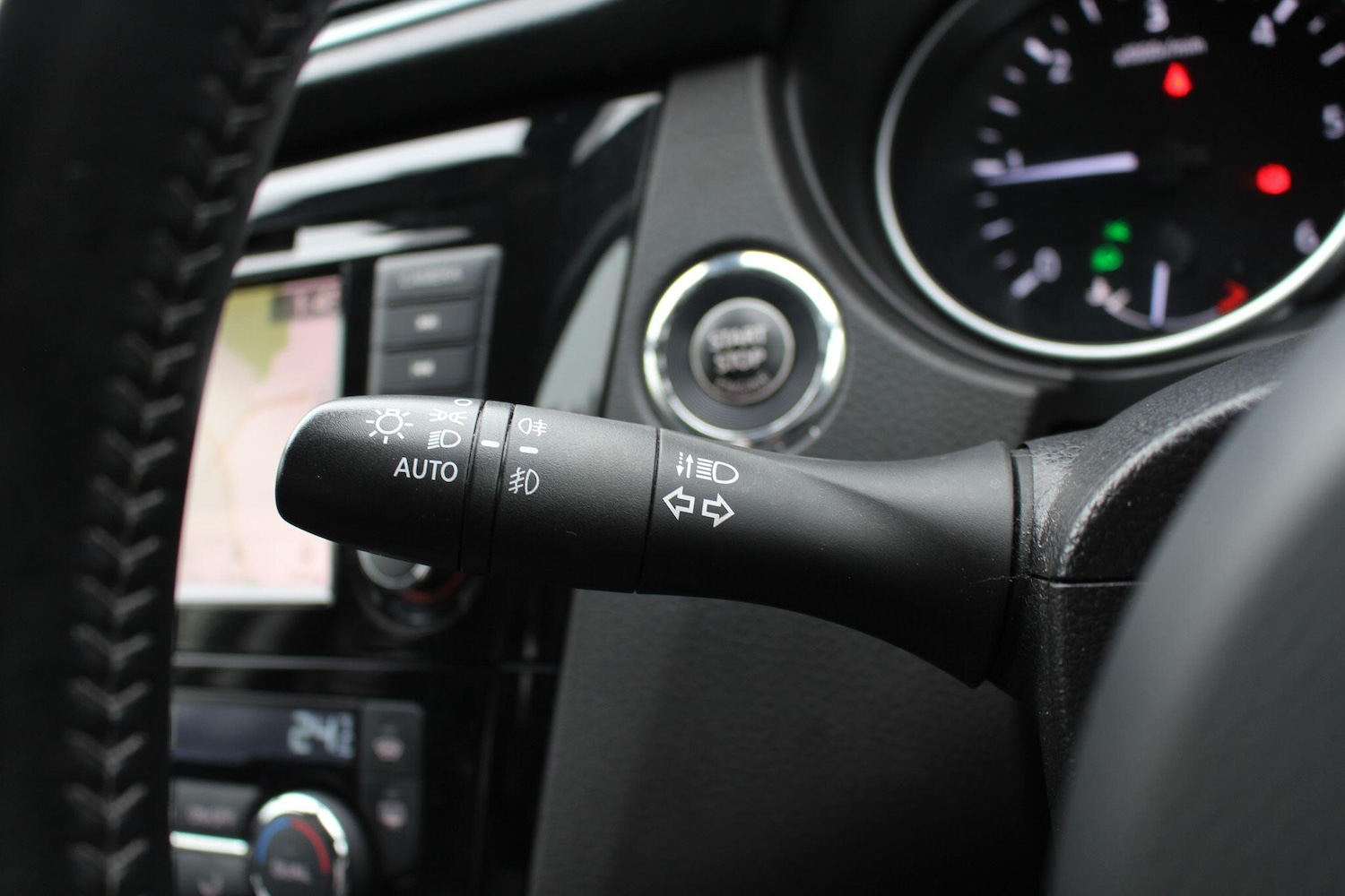 Used Nissan Qashqai for sale - 77807687: Photo 29