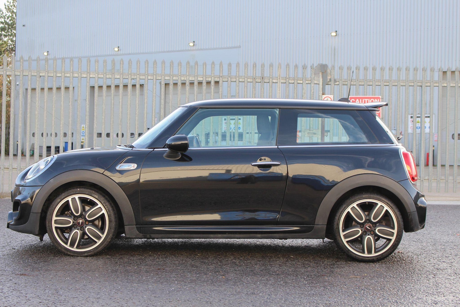 Used MINI Hatch 2018 for sale - 76936141: Photo 19