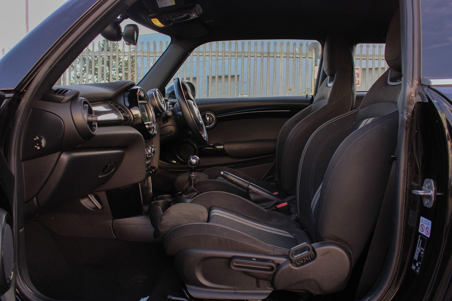 Used MINI Hatch 2018 for sale - 76936141: Photo 20