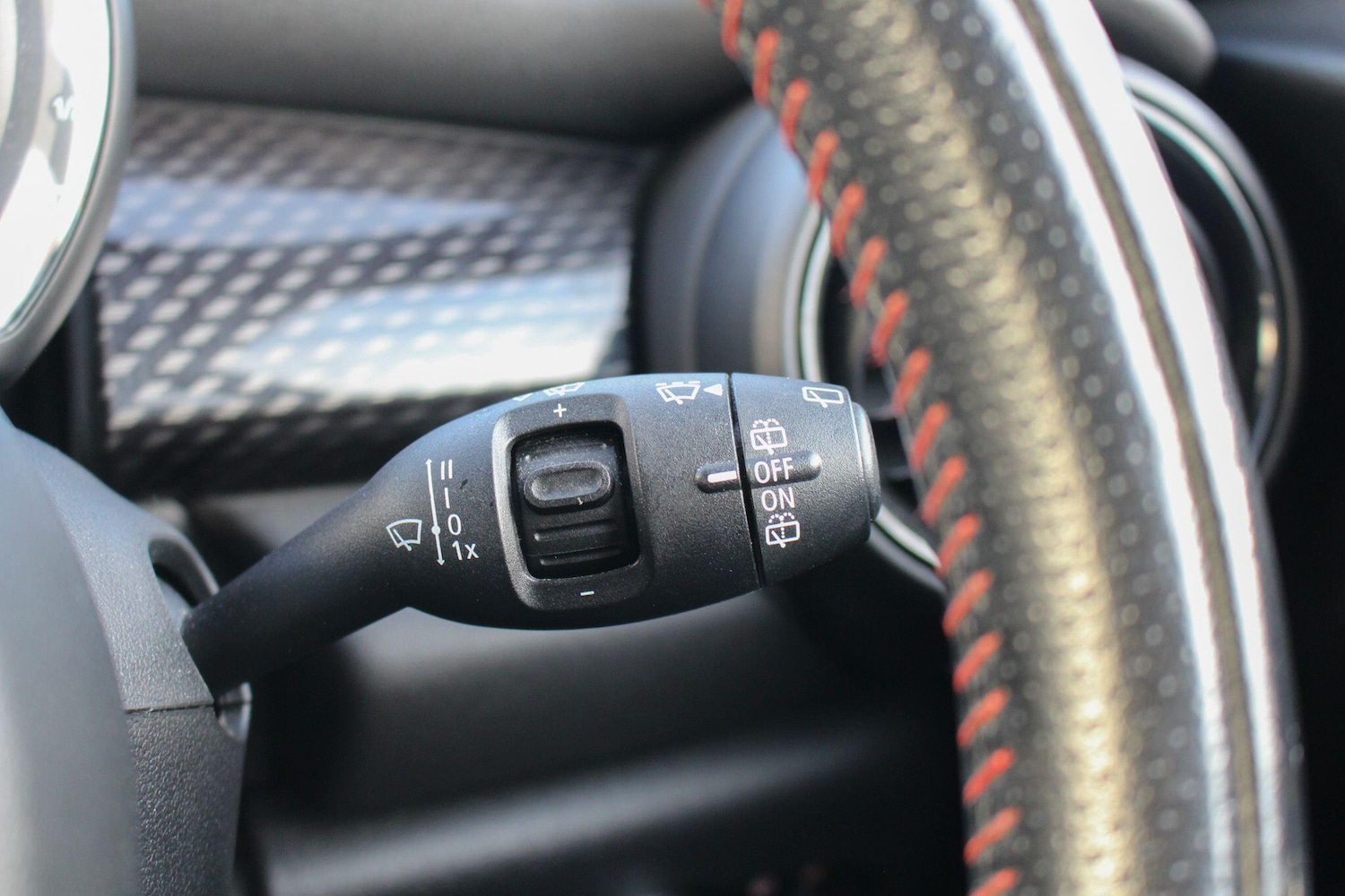 Used MINI Hatch 2018 for sale - 76936141: Photo 30