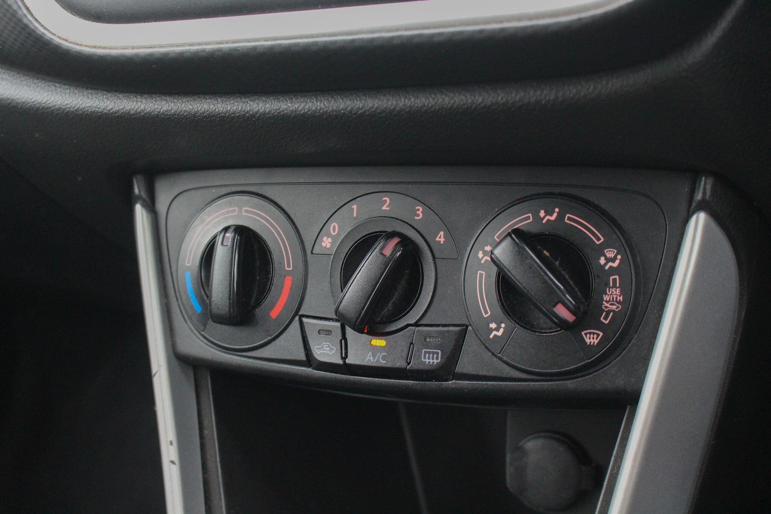 Used Suzuki SX4 S-Cross 2014 for sale - 77440017: Photo 37