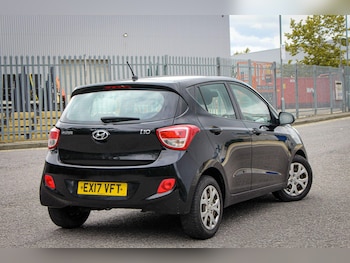 Used Hyundai i10 2017 for sale - 78969388: Photo