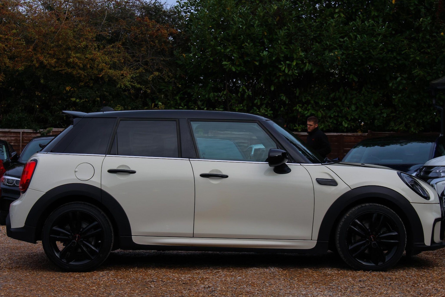 Used MINI Hatch 2022 for sale - 76592869: Photo 11