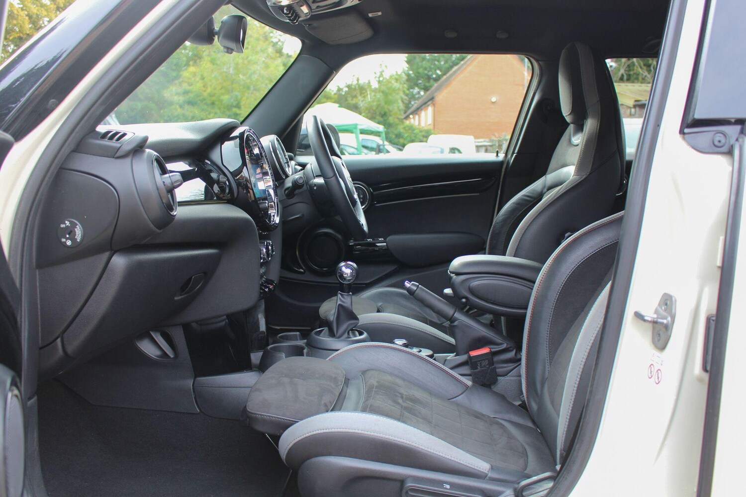 Used MINI Hatch 2022 for sale - 76592869: Photo 26