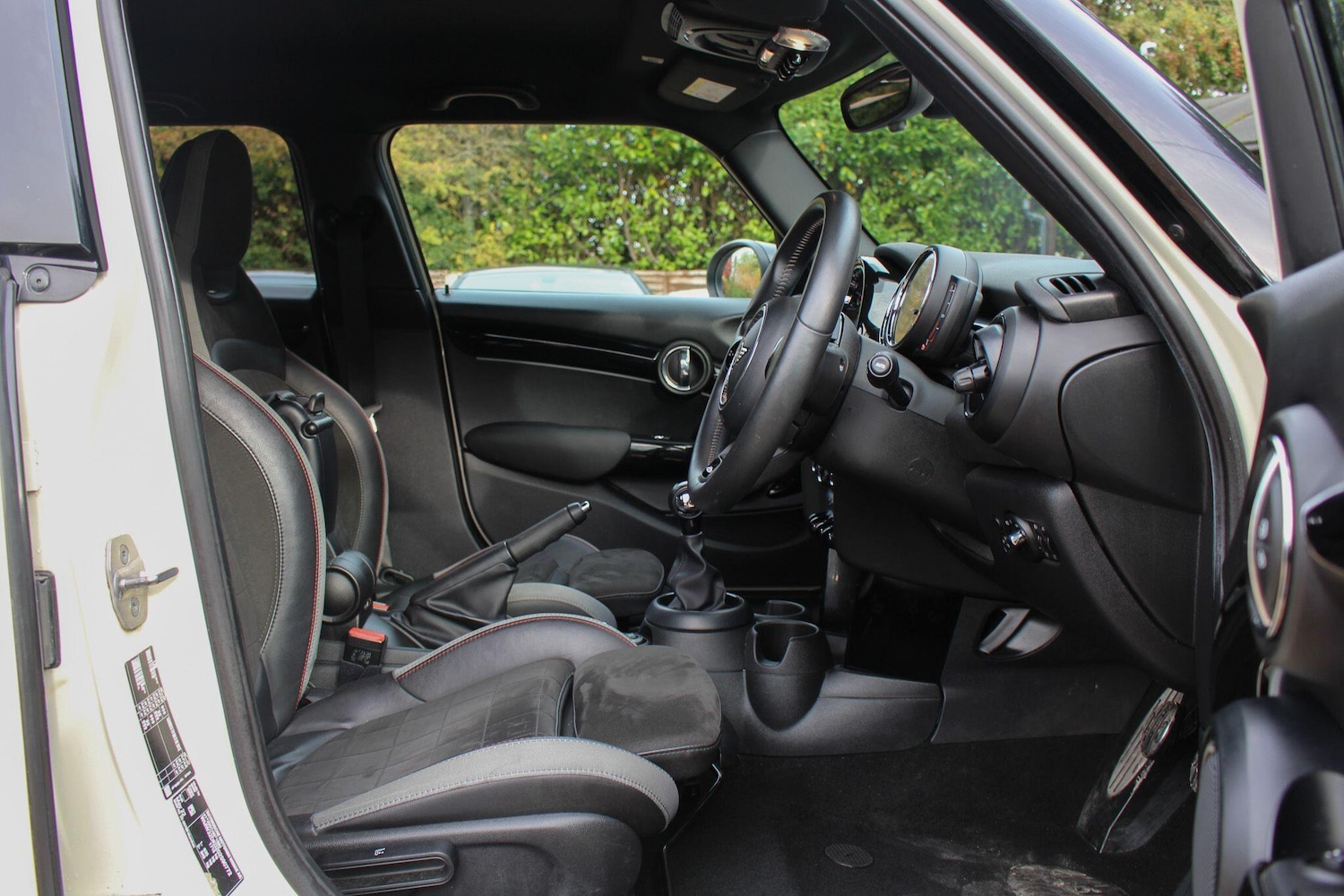 Used MINI Hatch 2022 for sale - 76592869: Photo 32