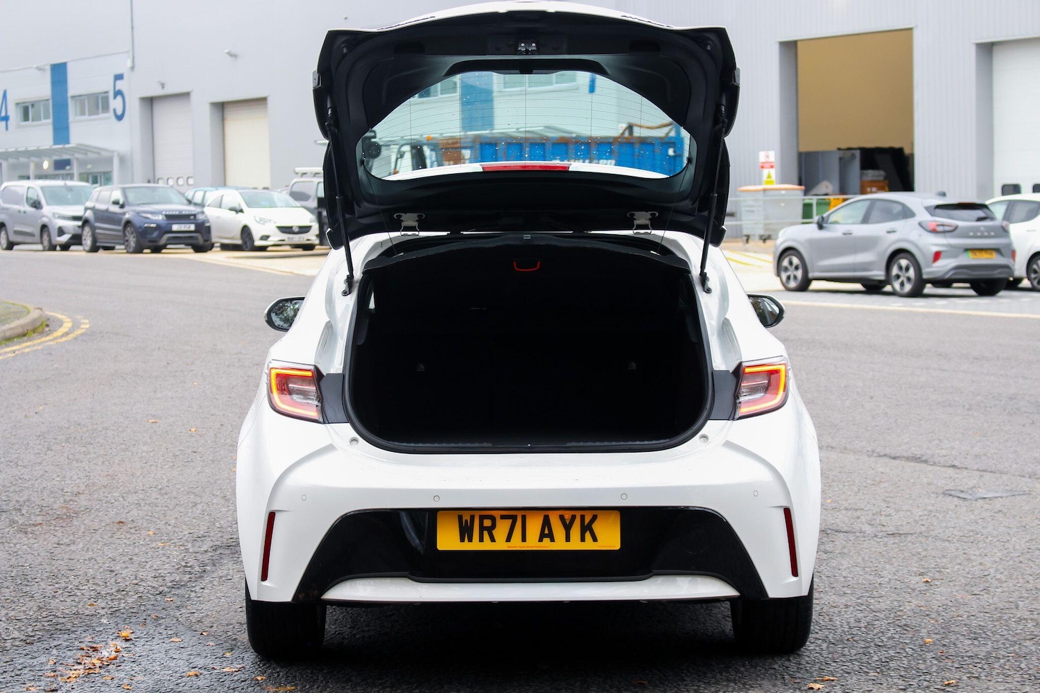 Used Toyota Corolla 2021 for sale - 76513005: Photo 9