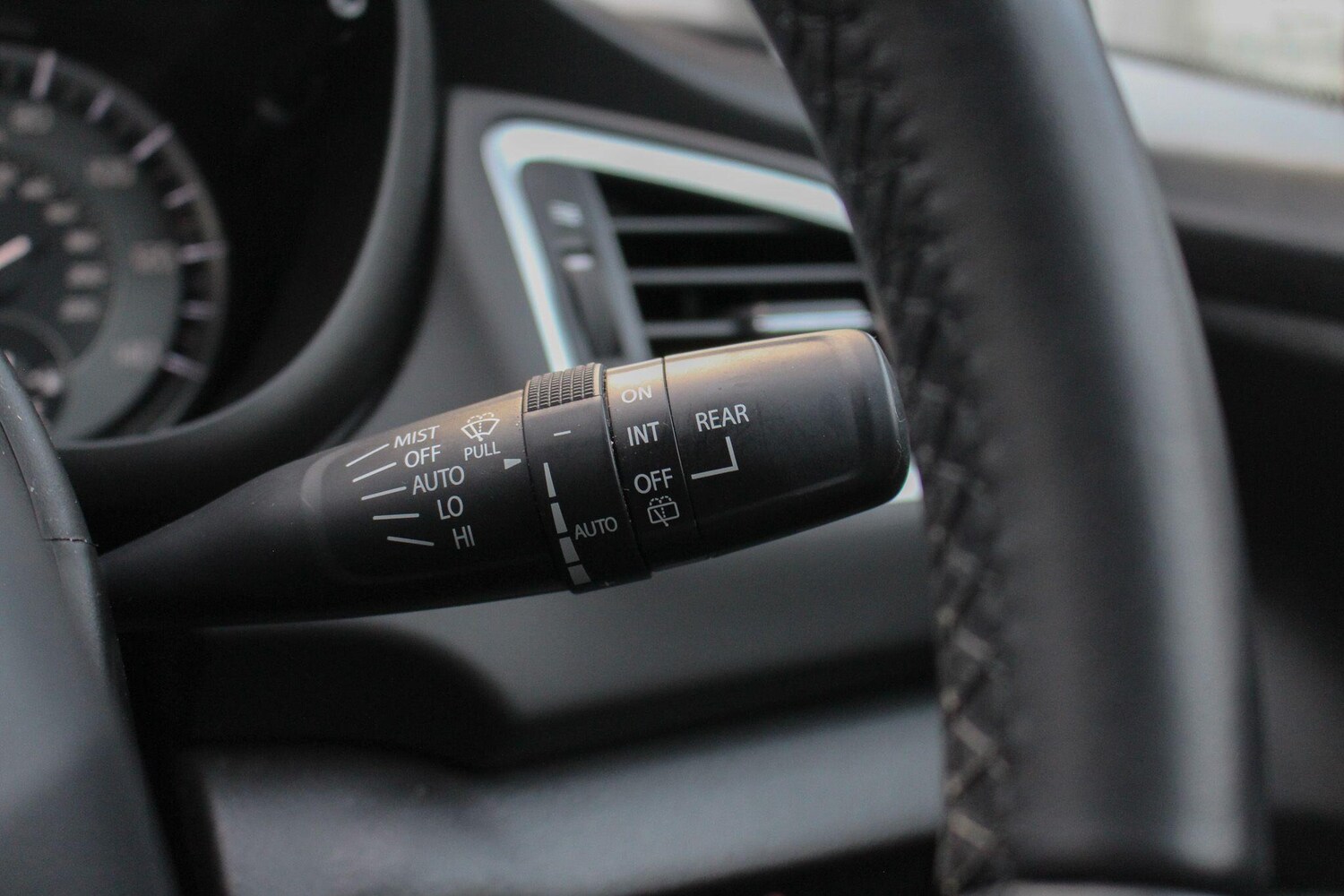 Used Suzuki SX4 S-Cross 2023 for sale - 76850326: Photo 33