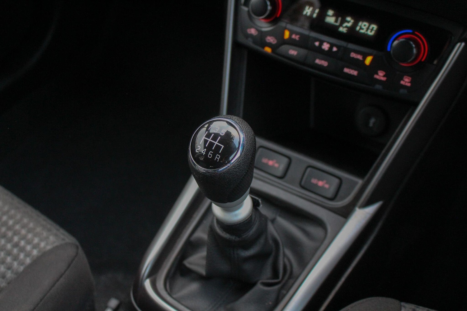 Used Suzuki SX4 S-Cross 2023 for sale - 76850326: Photo 37